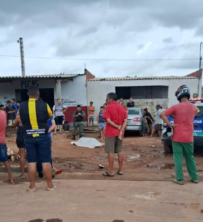 Homem é assassinado a tiros às margens do canal de São Pedro no Centro de Araripina